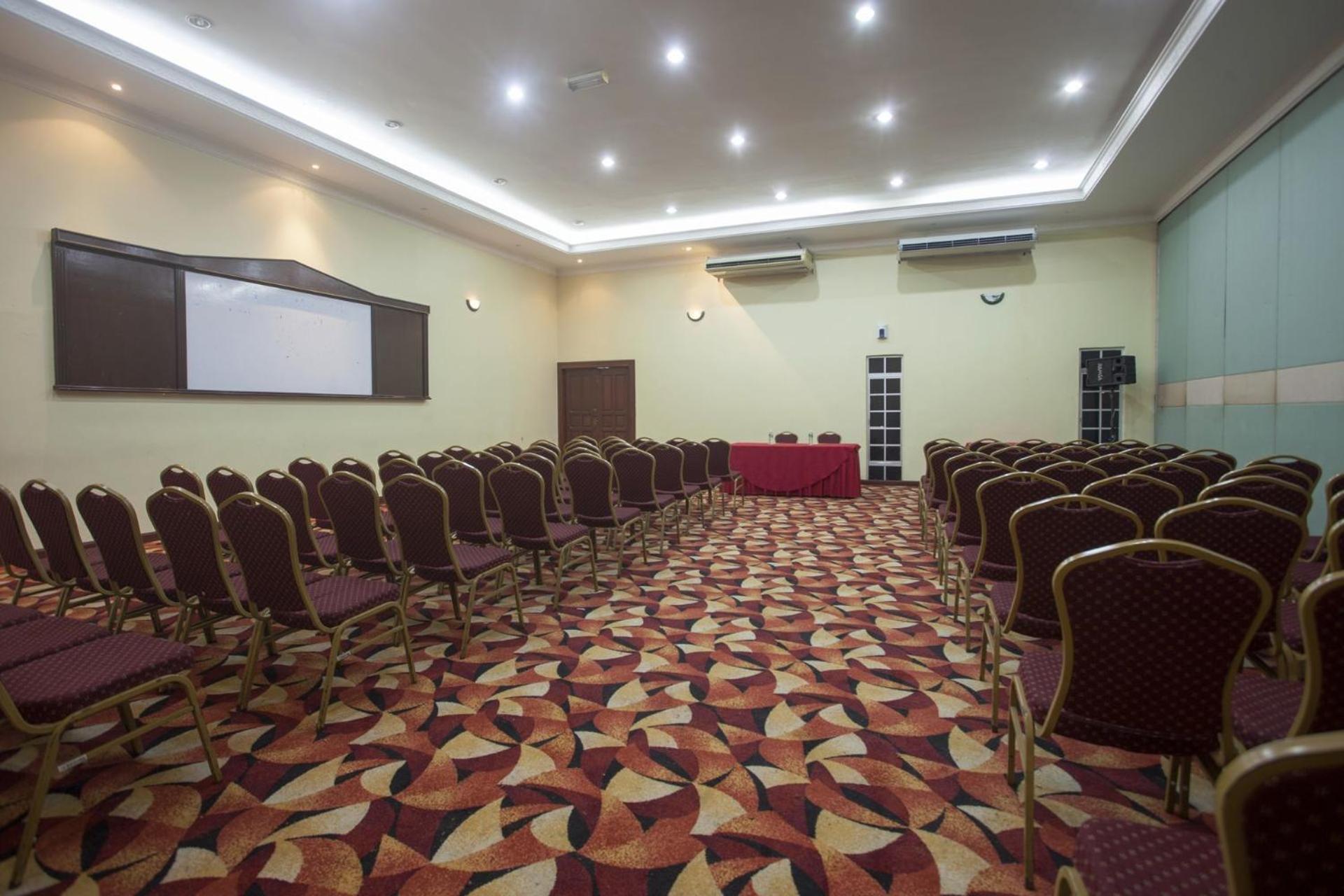 Hotel Seri Malaysia Ипох Екстериор снимка