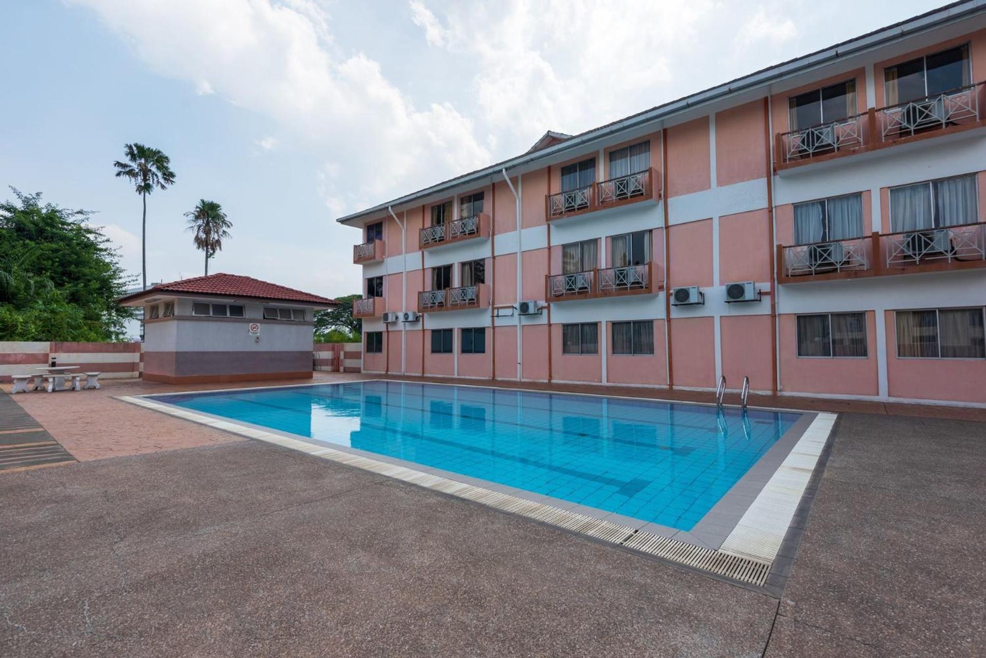 Hotel Seri Malaysia Ипох Екстериор снимка